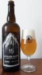 Zichovecky pivovar - Stolen haze 15°, Double dry hopped NEIPA lahev a sklenice