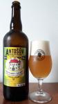 Antos - New Sabro and Galaxy 14°, NEIPA lahev a sklenice